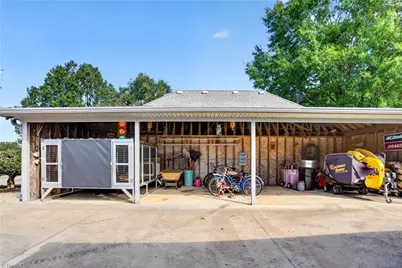 7086 Holts Store Road, Burlington, NC 27215 - Photo 6