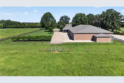 7086 Holts Store Road, Burlington, NC 27215 - Photo 36