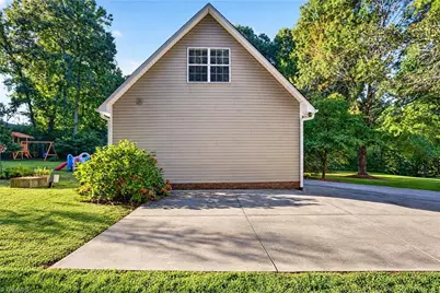 4668 Oakview Drive, Trinity, NC 27370 - Photo 6