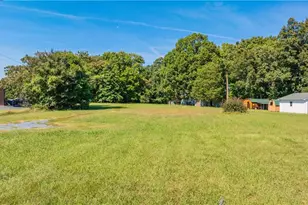 922 S Main St, Randleman, NC 27317 - Photo 20
