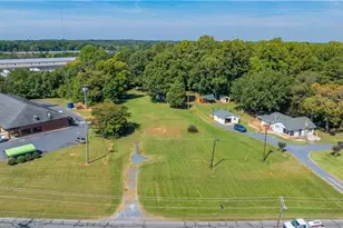 922 S Main St, Randleman, NC 27317 - Photo 14