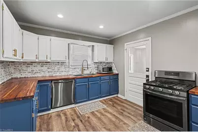 318 Greer Avenue, High Point, NC 27260 - Photo 12