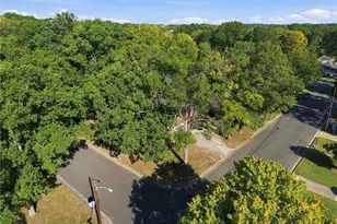 532 Oakwood Ln, Graham, NC 27253 - Photo 36
