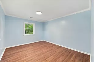 532 Oakwood Ln, Graham, NC 27253 - Photo 14