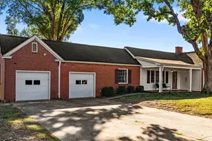 100 N Johnston St, Eden, NC 27288 - Photo 4