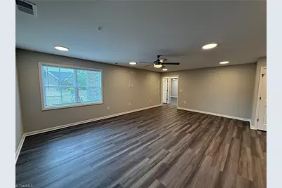 7085 Hanesbrook Circle, Clemmons, NC 27012 - Photo 2