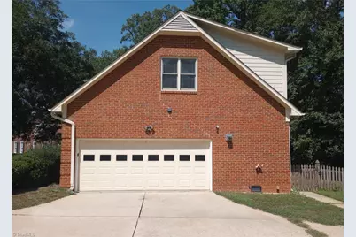 8 Dunkirk Place, Greensboro, NC 27410 - Photo 6