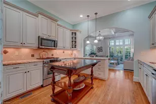 7 Chippers Ct, Greensboro, NC 27407 - Photo 10