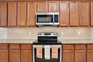 6010 Trailshead Dr, Greensboro, NC 27405 - Photo 8