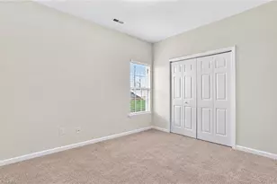 6010 Trailshead Dr, Greensboro, NC 27405 - Photo 16