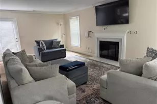 5614 Watercrest Dr, Greensboro, NC 27407 - Photo 4