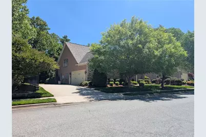 4106 Pennfield Way, High Point, NC 27262 - Photo 2