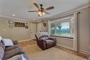 237 Burton Rd, Reidsville, NC 27320 - Photo 20