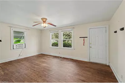 4660 Tobacco Street, Winston-Salem, NC 27106 - Photo 2