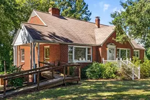 726 3rd Ave, Reidsville, NC 27320 - Photo 2
