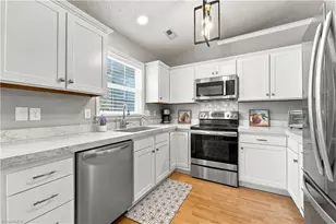94 Mansfield Cir, Greensboro, NC 27455 - Photo 14
