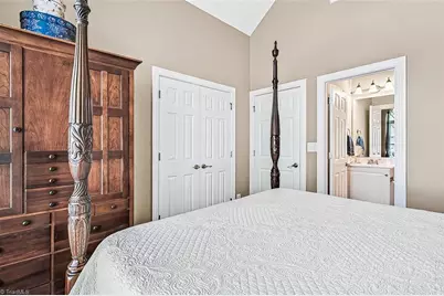 5504 Seven Gates Drive, Greensboro, NC 27410 - Photo 22