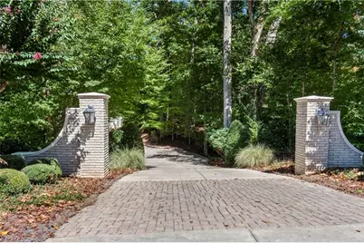 4620 Cherryhill Lane, Winston-Salem, NC 27106 - Photo 2