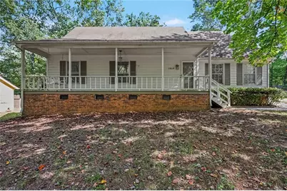 1815 Dunleith Way, Greensboro, NC 27455 - Photo 4