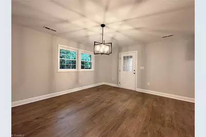 230 Parker Road, Eden, NC 27288 - Photo 6