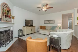 1003 Suzanne Ln, Lexington, NC 27295 - Photo 2