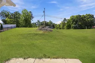 2929 Fernley Ct, High Point, NC 27262 - Photo 44