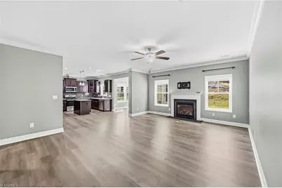 2929 Fernley Court, High Point, NC 27262 - Photo 8