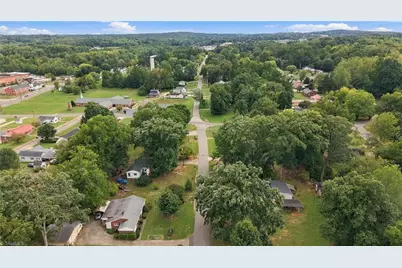 1415 Pointer Street, Roxboro, NC 27573 - Photo 10