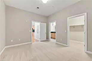 201 N Elm St, Greensboro, NC 27401 - Photo 18