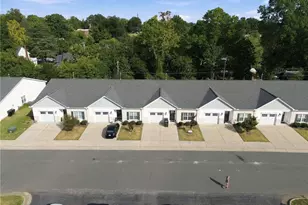 557 Isley Pl, Burlington, NC 27215 - Photo 18