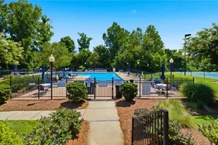 2016 Heron Pointe Dr, Whitsett, NC 27377 - Photo 42