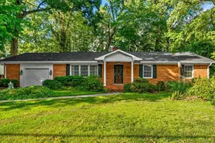 1609 Bolingbroke Rd, High Point, NC 27265 - Photo 2