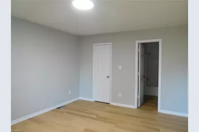 3711 Country Club Road, Winston-Salem, NC 27104 - Photo 10