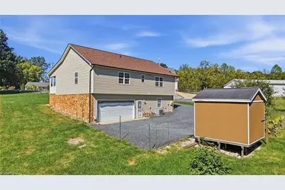 2197 Cedarwood Court, Asheboro, NC 27205 - Photo 22