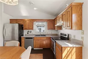 2197 Cedarwood Ct, Asheboro, NC 27205 - Photo 8