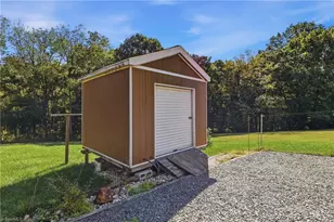 2197 Cedarwood Ct, Asheboro, NC 27205 - Photo 24