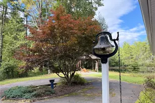 71 Lakewood Ln, Sparta, NC 28675 - Photo 10