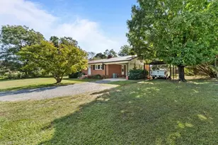 334 Beane Rd, Seagrove, NC 27341 - Photo 28