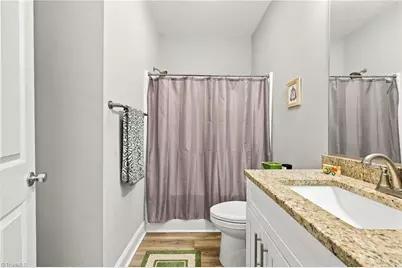 712 W Lee Avenue #8, Yadkinville, NC 27055 - Photo 18
