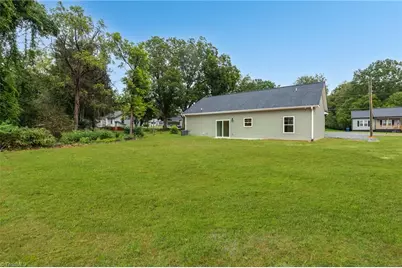 425 N Smith Street, Liberty, NC 27298 - Photo 26