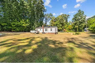 646 Hawthorne Drive, Asheboro, NC 27205 - Photo 24