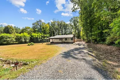 646 Hawthorne Drive, Asheboro, NC 27205 - Photo 2