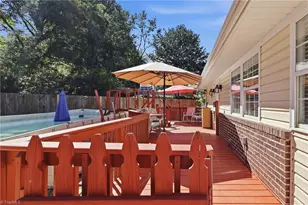220 E Pkwy Ave, High Point, NC 27262 - Photo 28