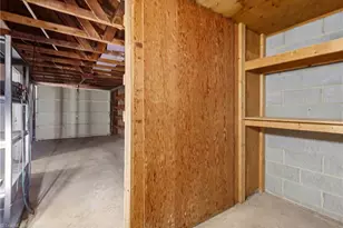 220 E Pkwy Ave, High Point, NC 27262 - Photo 24