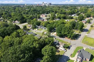 1113 Benjamin Benson St, Greensboro, NC 27406 - Photo 30