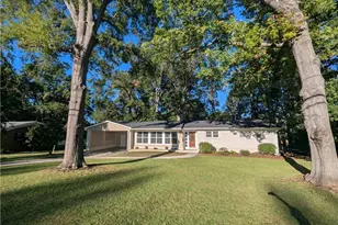 1702 Dunbar St, Greensboro, NC 27401 - Photo 2