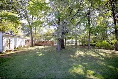 941 Brownwood Drive, Winston-Salem, NC 27105 - Photo 16