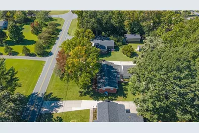 1777 Robinhood Drive, Burlington, NC 27217 - Photo 38