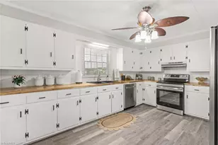 1777 Robinhood Dr, Burlington, NC 27217 - Photo 16