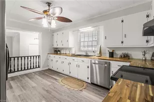 1777 Robinhood Dr, Burlington, NC 27217 - Photo 18